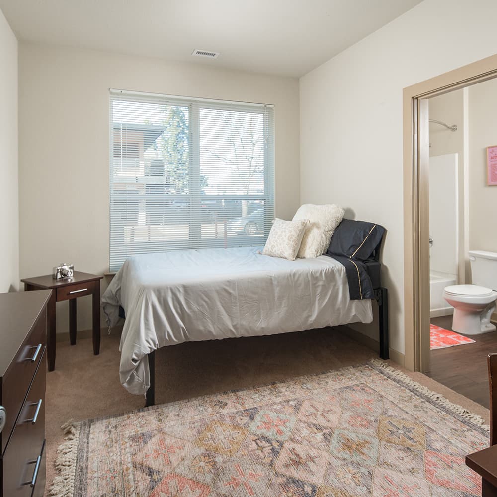 13th-&-Olive_Bedroom_5